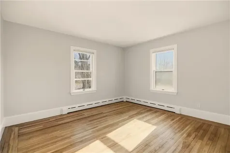 128 Ruggles Avenue Newport RI 02840