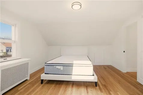 128 Ruggles Avenue Newport RI 02840