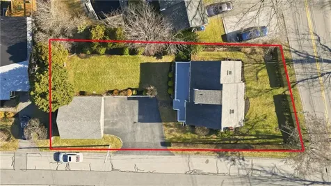 128 Ruggles Avenue Newport RI 02840