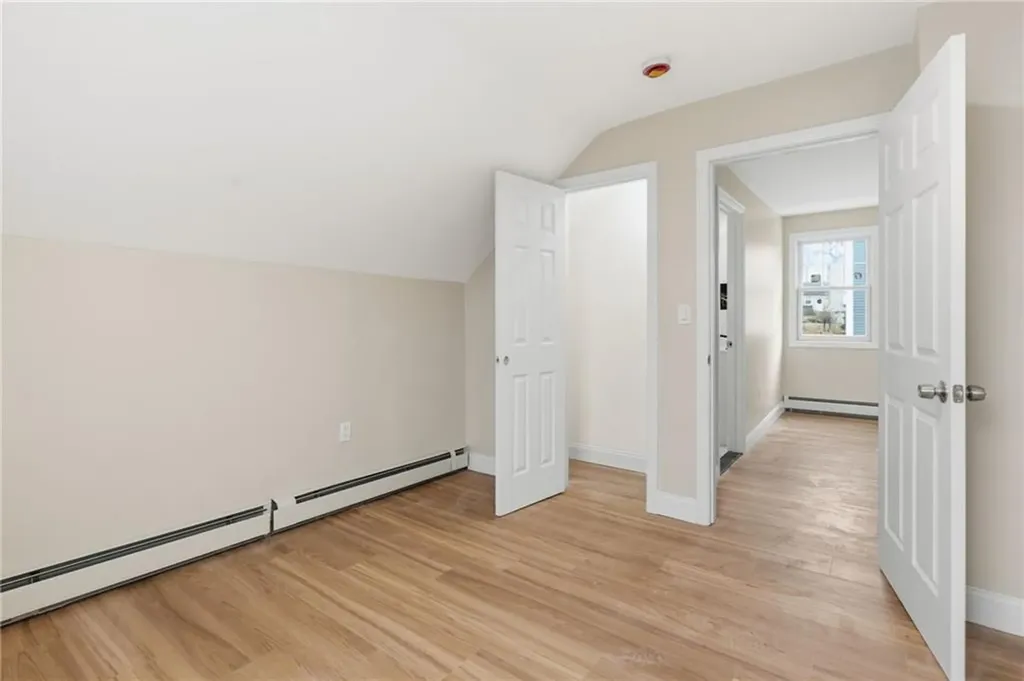 72 Stowe Avenue East Providence RI 02915