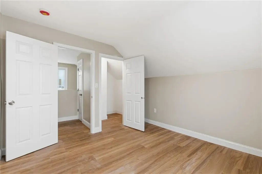 72 Stowe Avenue East Providence RI 02915