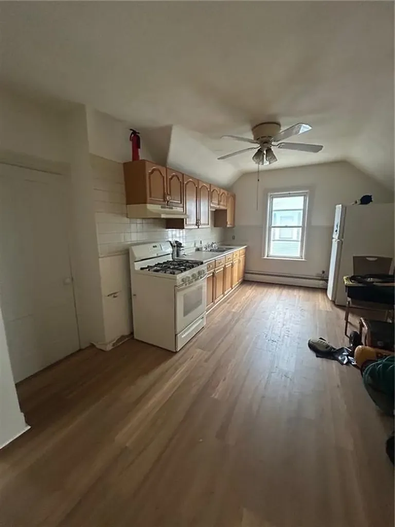 22 Heaton Street Pawtucket RI 02860