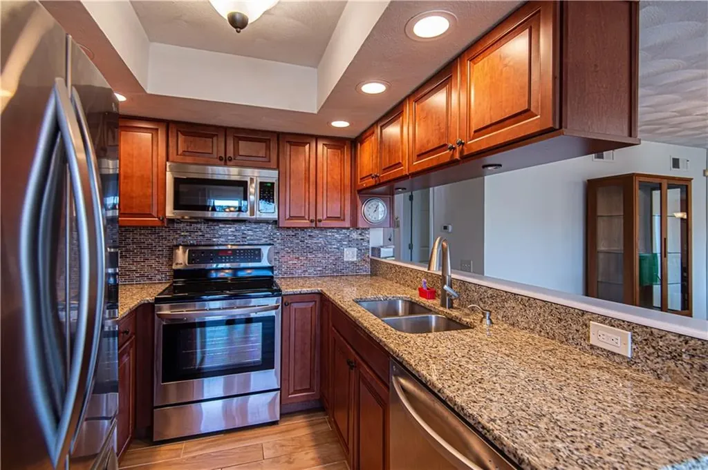 87 Nipmuc Trail North Providence RI 02904