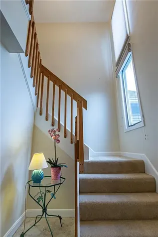 87 Nipmuc Trail North Providence RI 02904