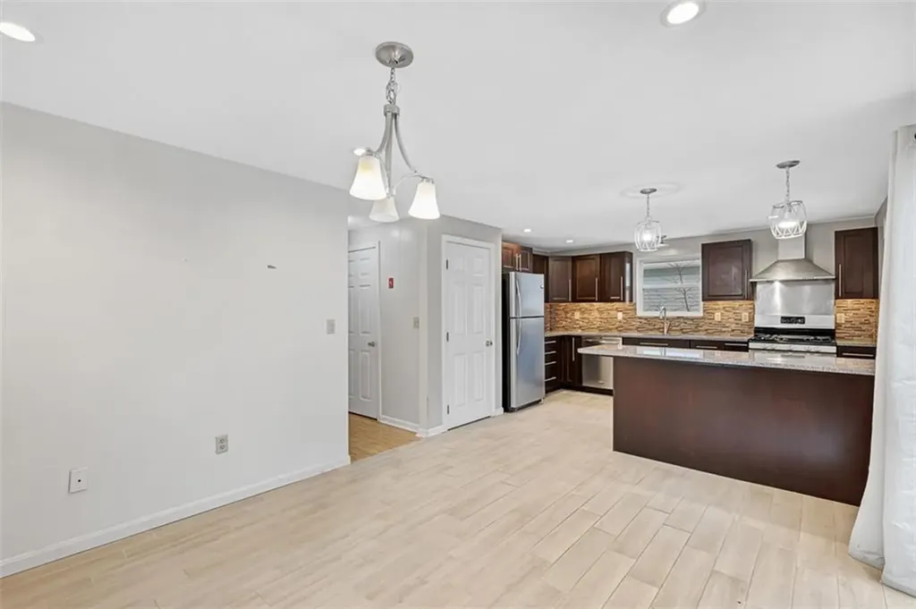 4 Plant Street Cumberland RI 02864