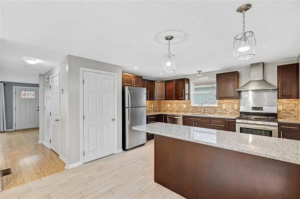 4 Plant Street Cumberland RI 02864