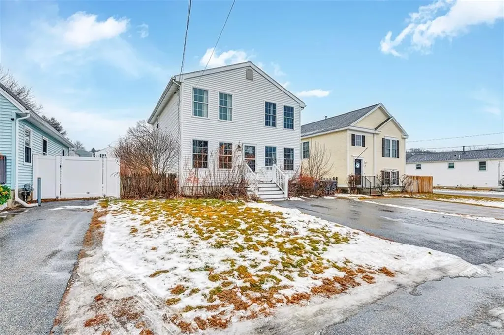 4 Plant Street Cumberland RI 02864