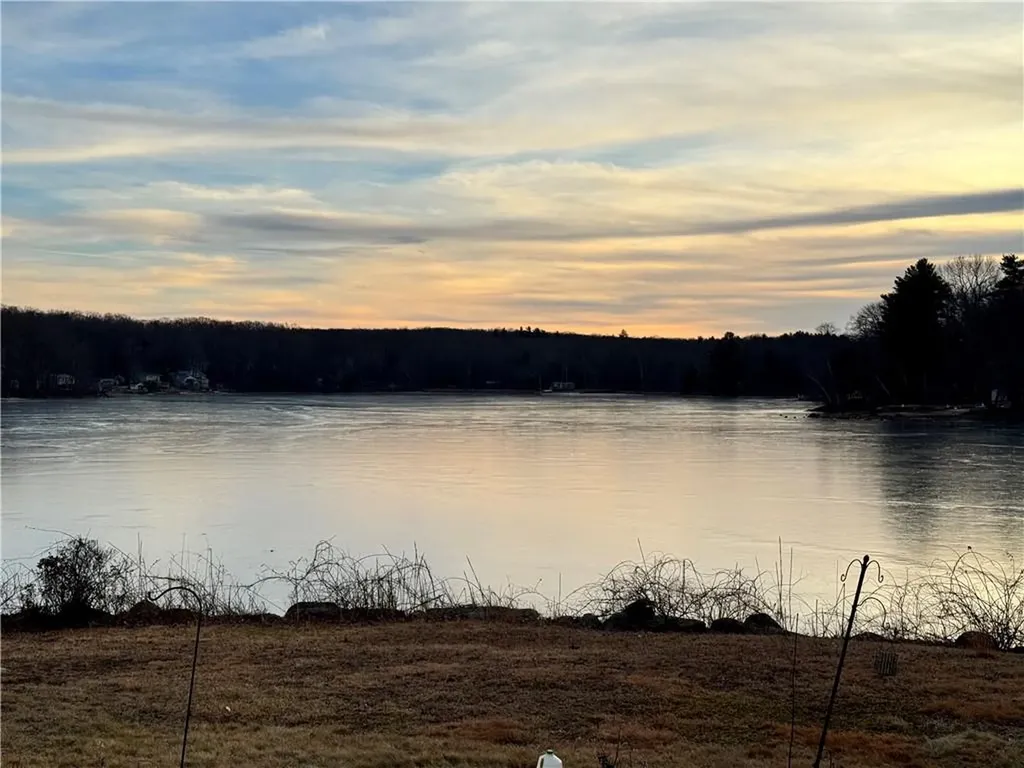 22 Cady Lane Glocester RI 02814