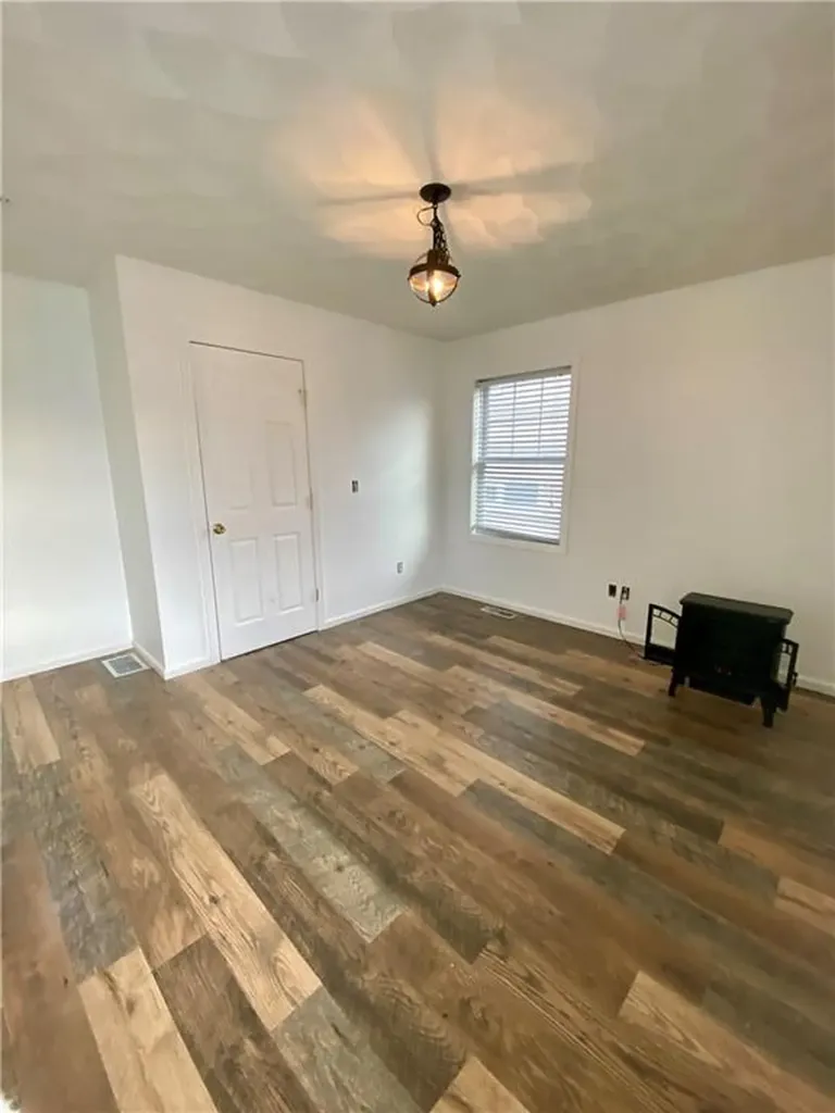 108 Roosevelt Street Providence RI 02909