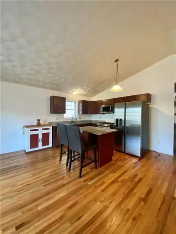 108 Roosevelt Street Providence RI 02909