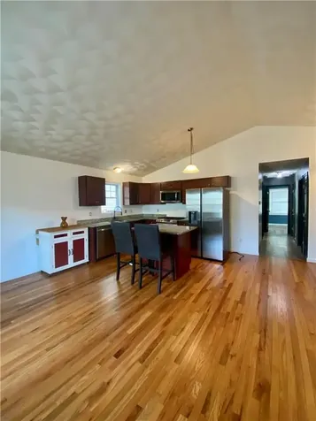 108 Roosevelt Street Providence RI 02909