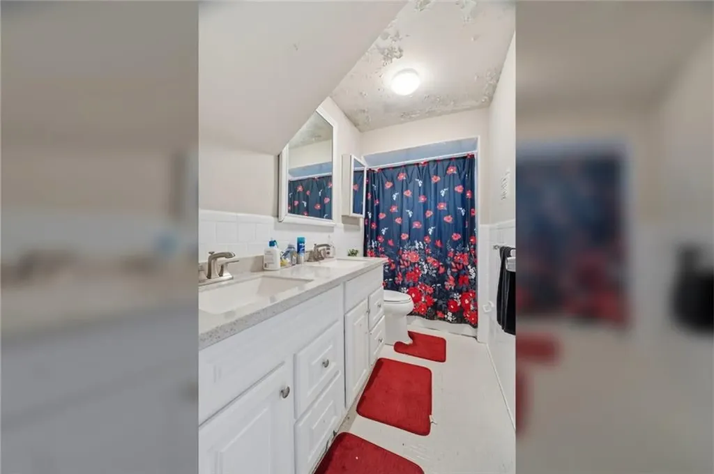 175 Montgomery Avenue Providence RI 02905