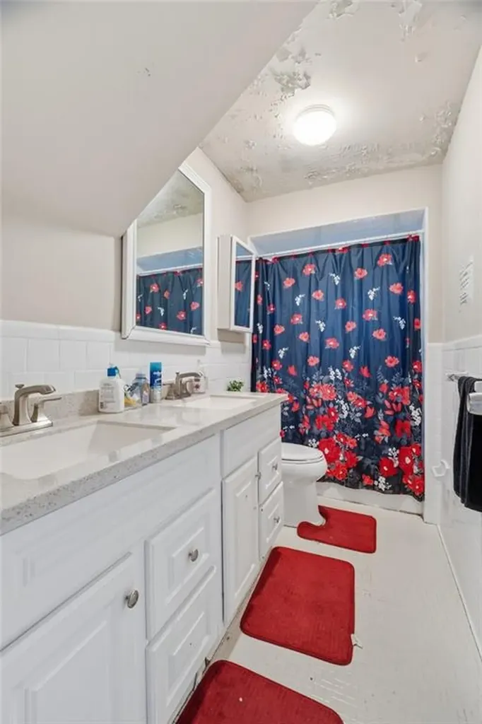 175 Montgomery Avenue Providence RI 02905