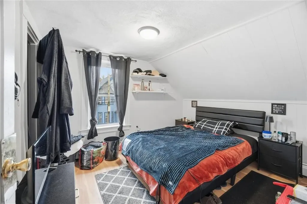 175 Montgomery Avenue Providence RI 02905