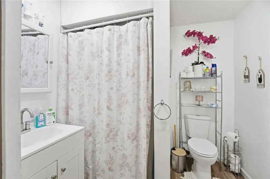 175 Montgomery Avenue Providence RI 02905