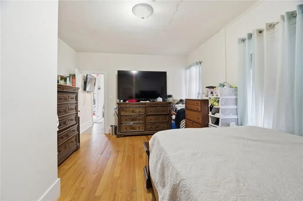 175 Montgomery Avenue Providence RI 02905