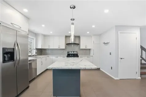 6 Cross Street Seekonk MA 02769