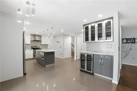 6 Cross Street Seekonk MA 02769