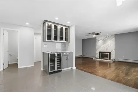 6 Cross Street Seekonk MA 02769