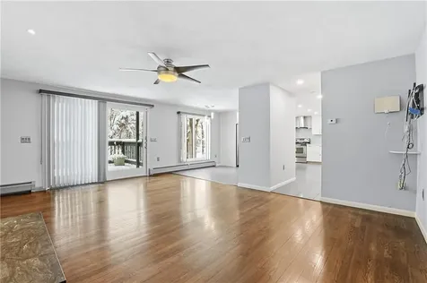 6 Cross Street Seekonk MA 02769