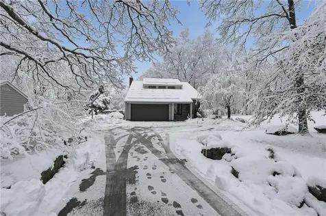 6 Cross Street Seekonk MA 02769