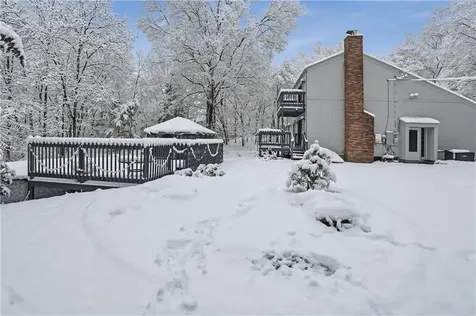 6 Cross Street Seekonk MA 02769