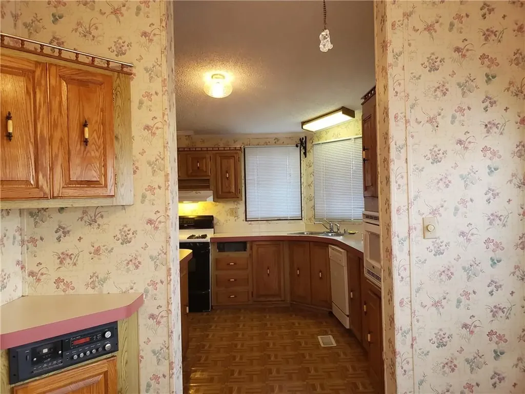53 Lear Drive Coventry RI 02816