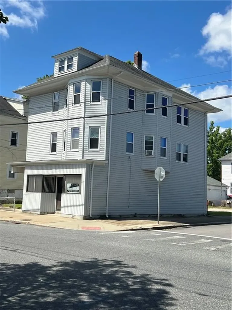 342 Academy Avenue Providence RI 02908