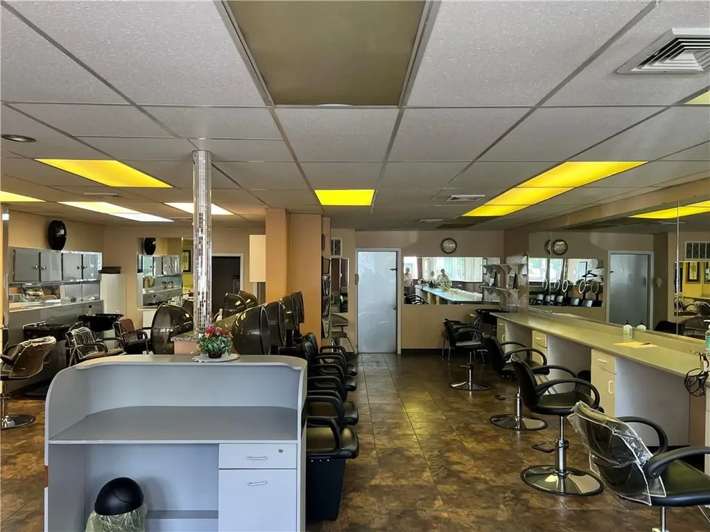 342 Academy Avenue Providence RI 02908
