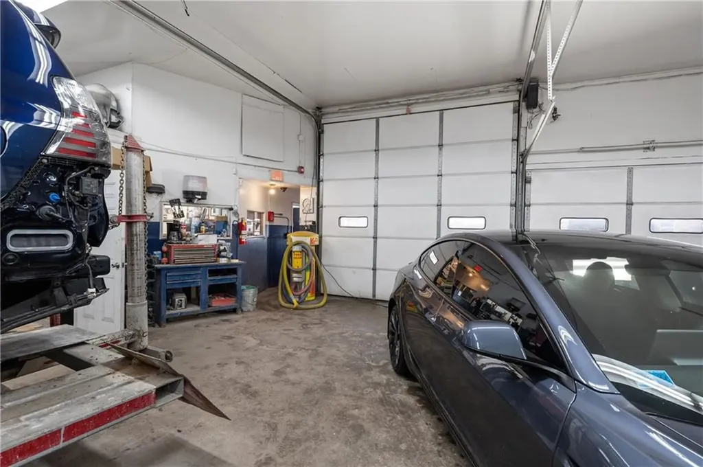 620 Pond Street Woonsocket RI 02895