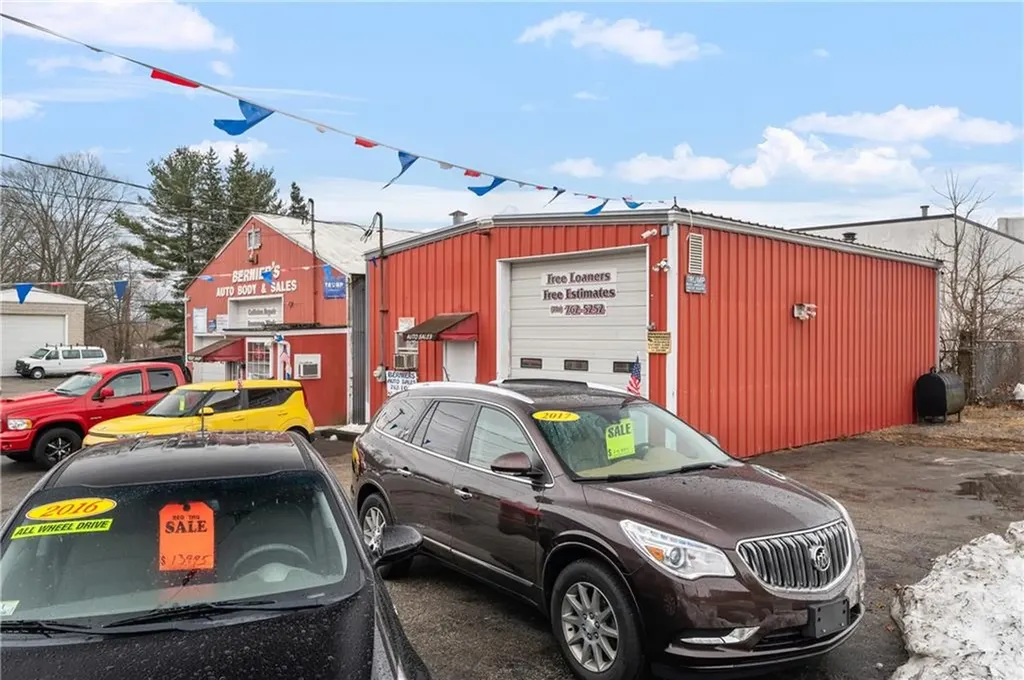 620 Pond Street Woonsocket RI 02895