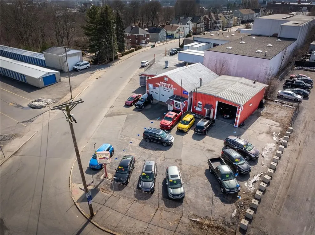 620 Pond Street Woonsocket RI 02895