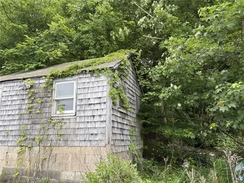 351 County Road Barrington RI 02806