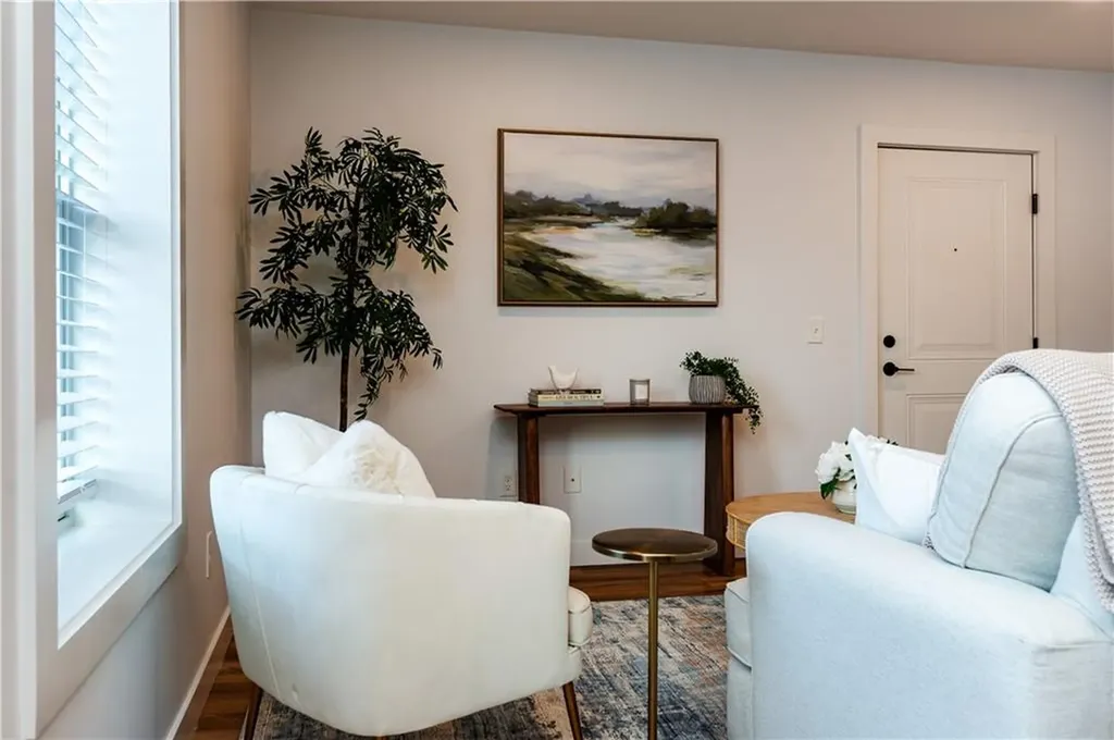 32 Exchange Street East Greenwich RI 02818