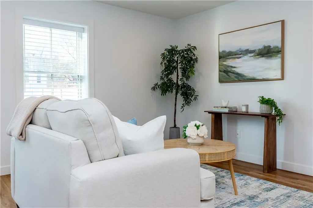 32 Exchange Street East Greenwich RI 02818