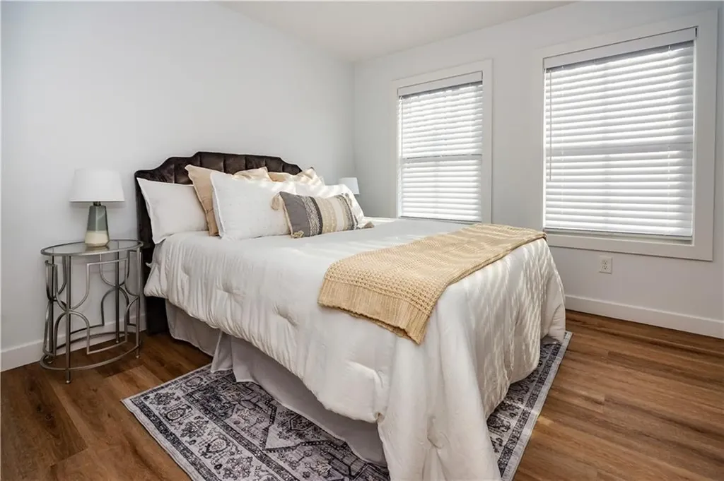 32 Exchange Street East Greenwich RI 02818