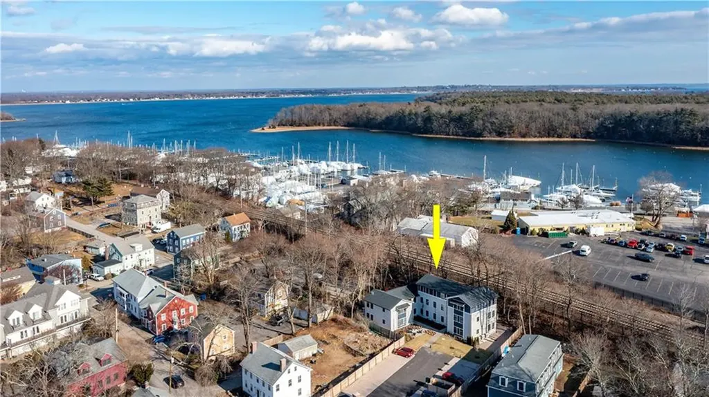 32 Exchange Street East Greenwich RI 02818
