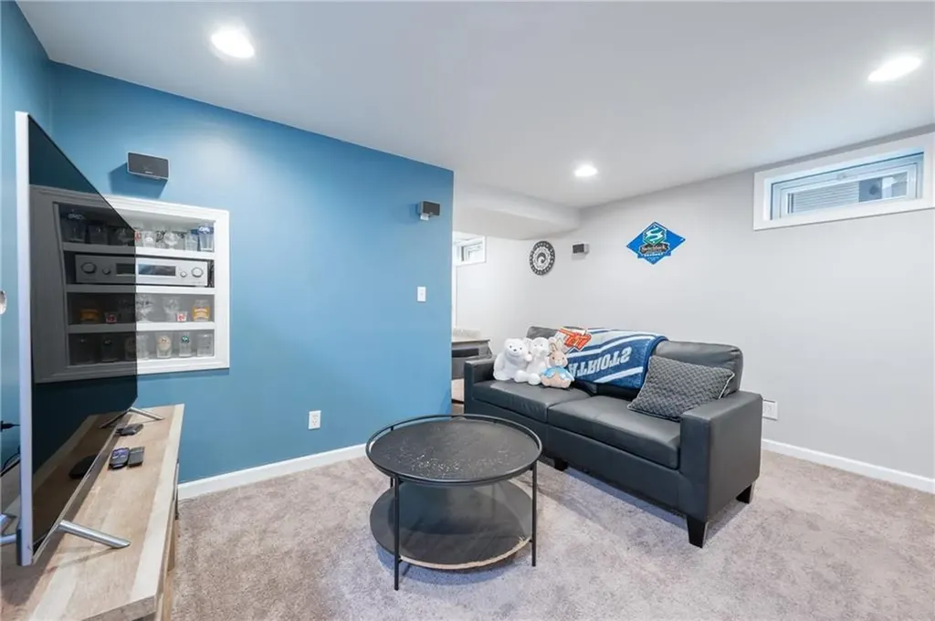 108 Fern Street Warwick RI 02889