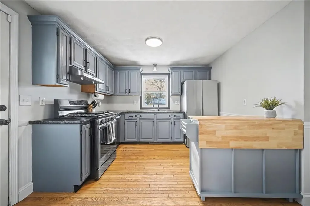 108 Fern Street Warwick RI 02889