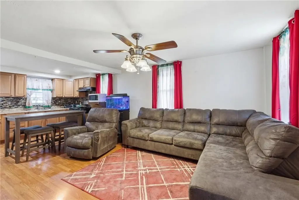 435 S Main Street Woonsocket RI 02895