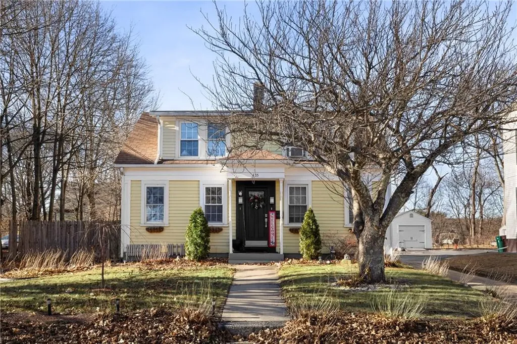 435 S Main Street Woonsocket RI 02895