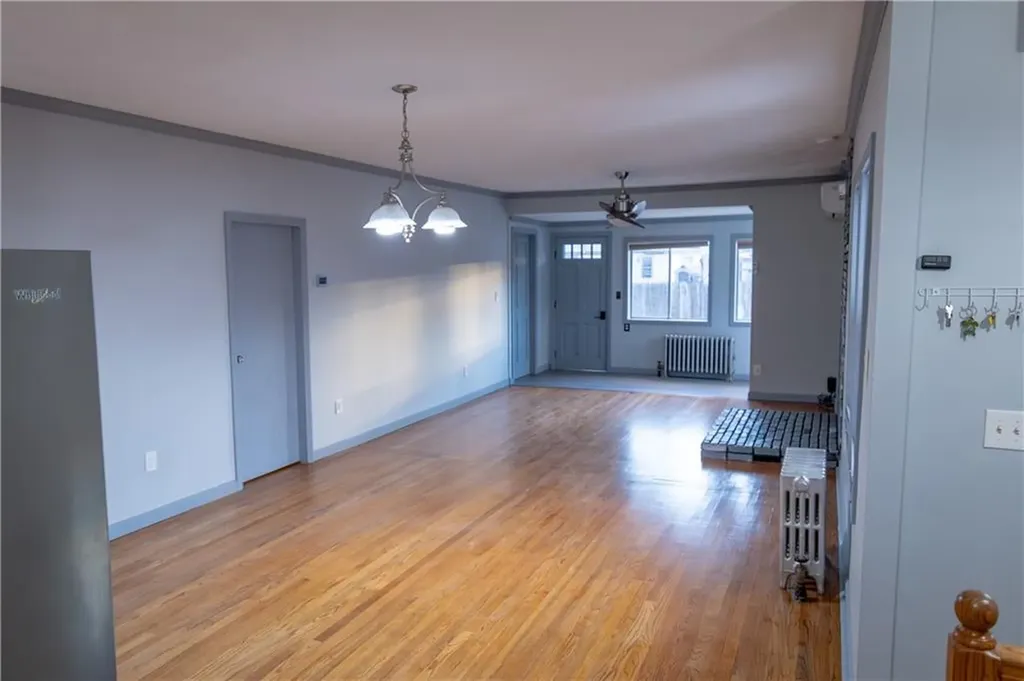 193 Finch Avenue North Providence RI 02904