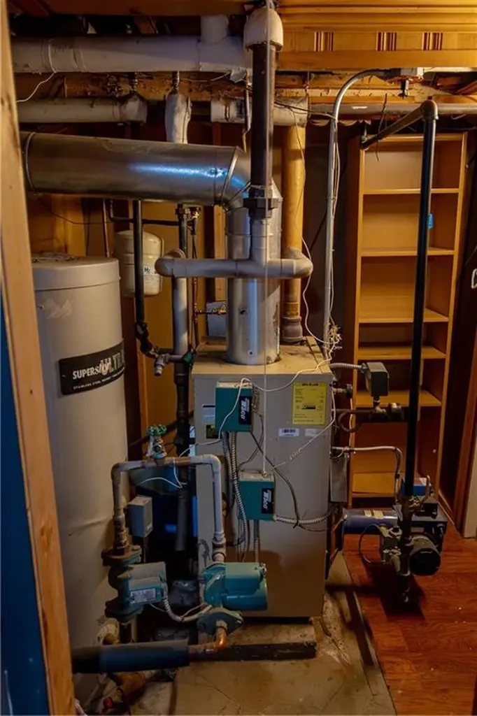 193 Finch Avenue North Providence RI 02904