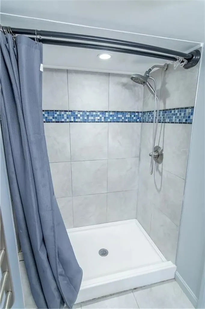 193 Finch Avenue North Providence RI 02904