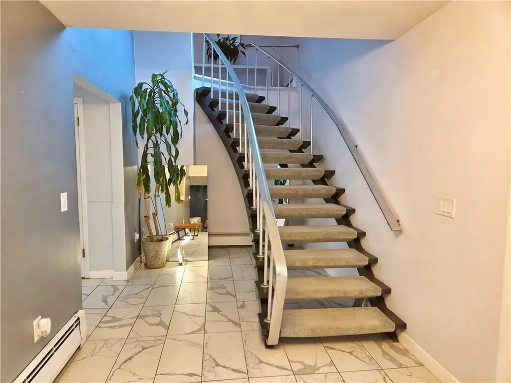 141 Glen Ridge Road Cranston RI 02920