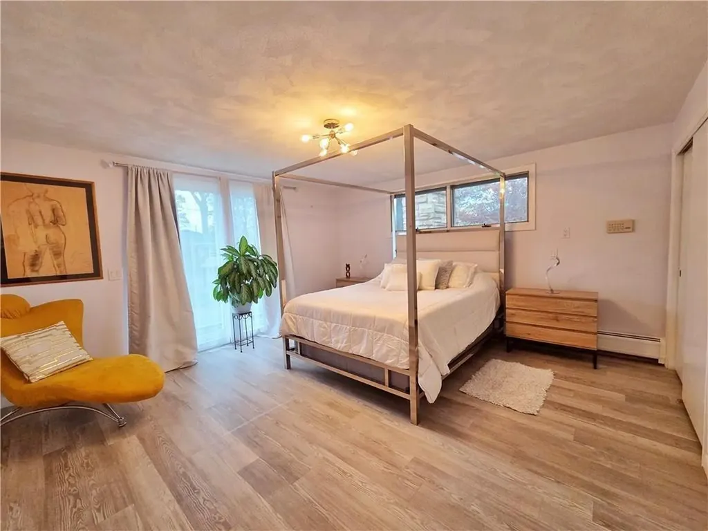 141 Glen Ridge Road Cranston RI 02920