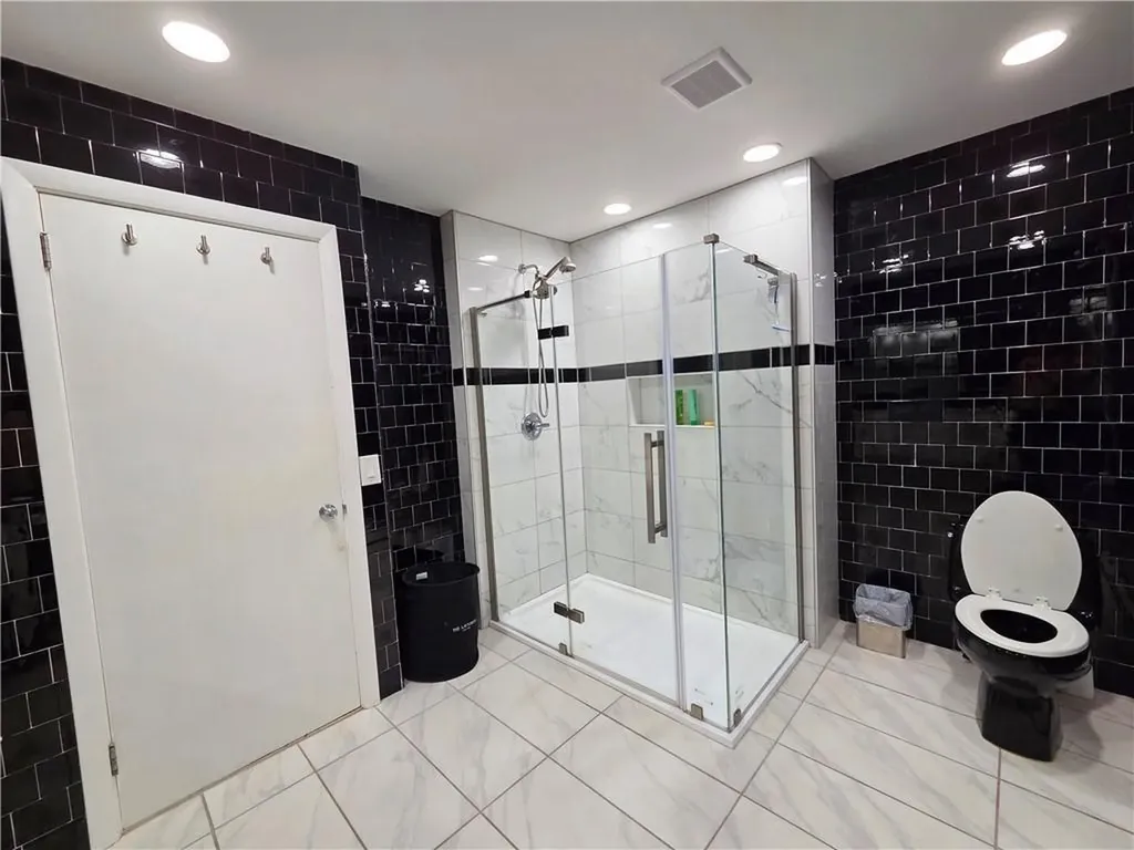 141 Glen Ridge Road Cranston RI 02920