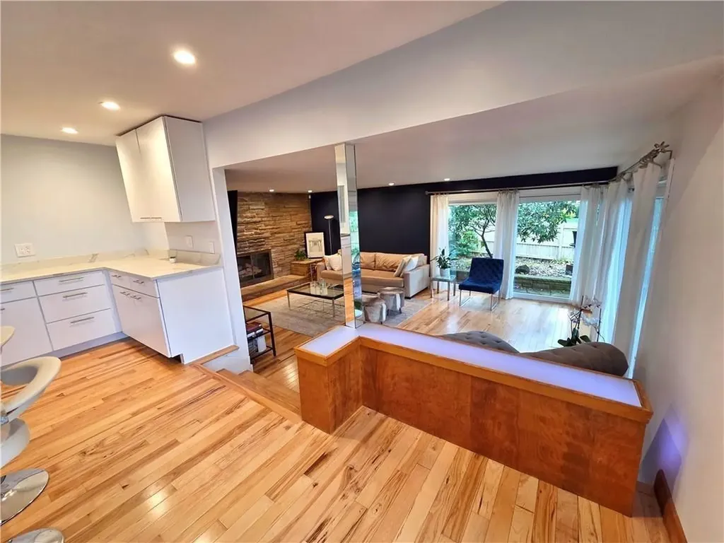 141 Glen Ridge Road Cranston RI 02920