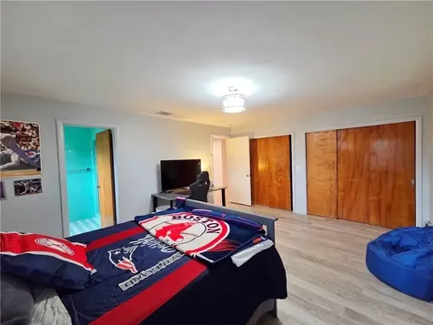 141 Glen Ridge Road Cranston RI 02920