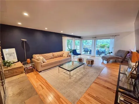 141 Glen Ridge Road Cranston RI 02920